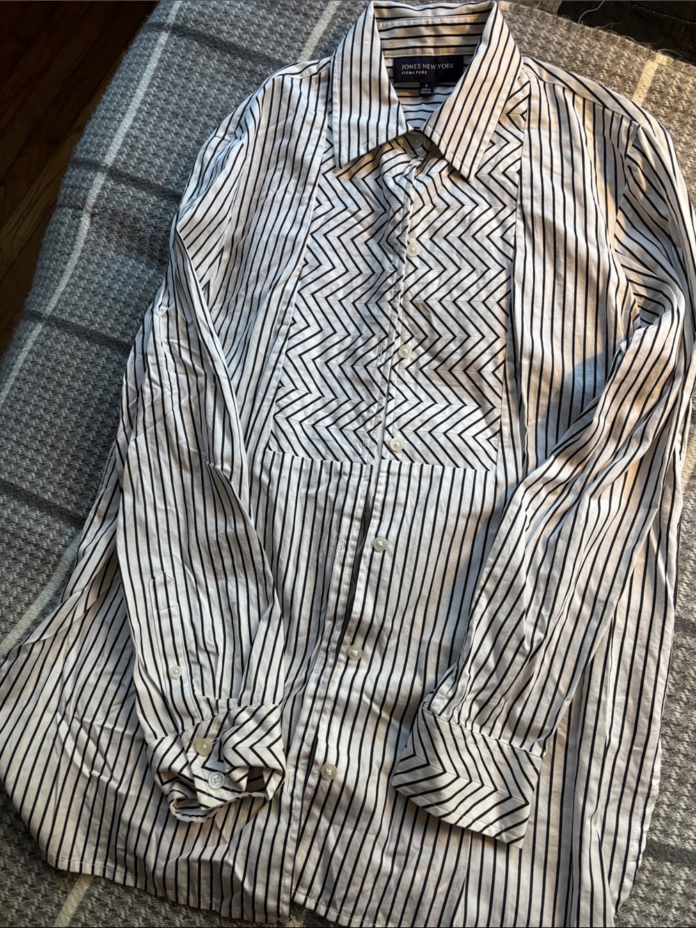 Jones New York White and Black Striped Blouse with Chevron Front